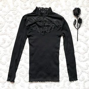 All Black Lace Dressy top x small from Rosemunde